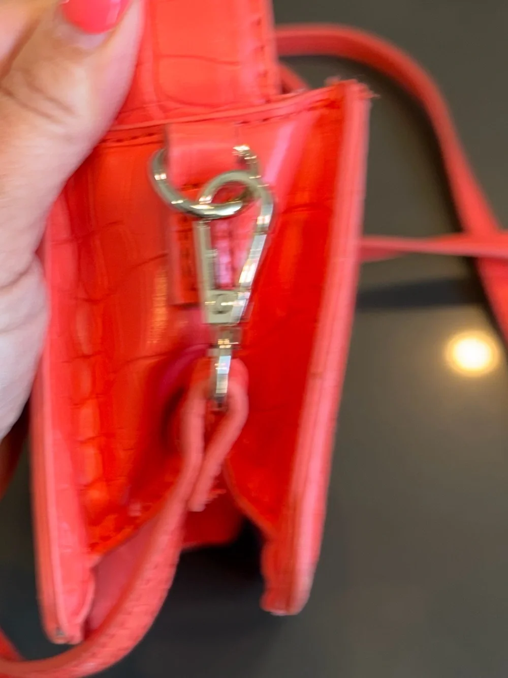 Source Unknown Red Croc-Embossed Crossbody Bag - Picture 5 of 5
